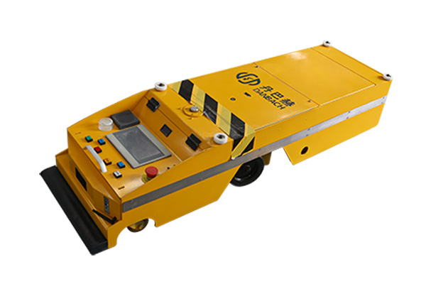 单向潜伏牵引式AGV